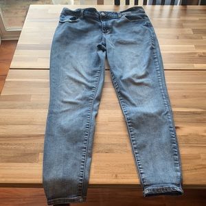 Maurices Womens’ Mid-Rise Skinny Jeans - Size XL